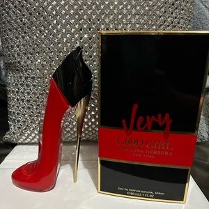 Carolina Herrera Very Good Girl Eau de Parfum